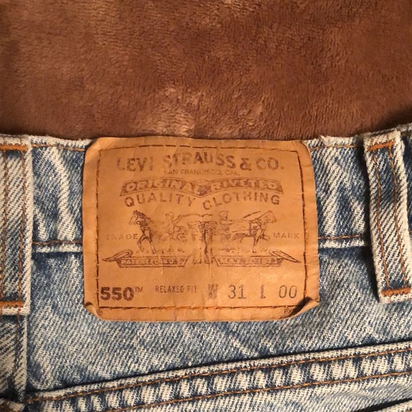 Vintage 550 Levi’s (1994 & 2001) red tag Jean Shorts (lot of 2) | waist 31 - Picture 14 of 17